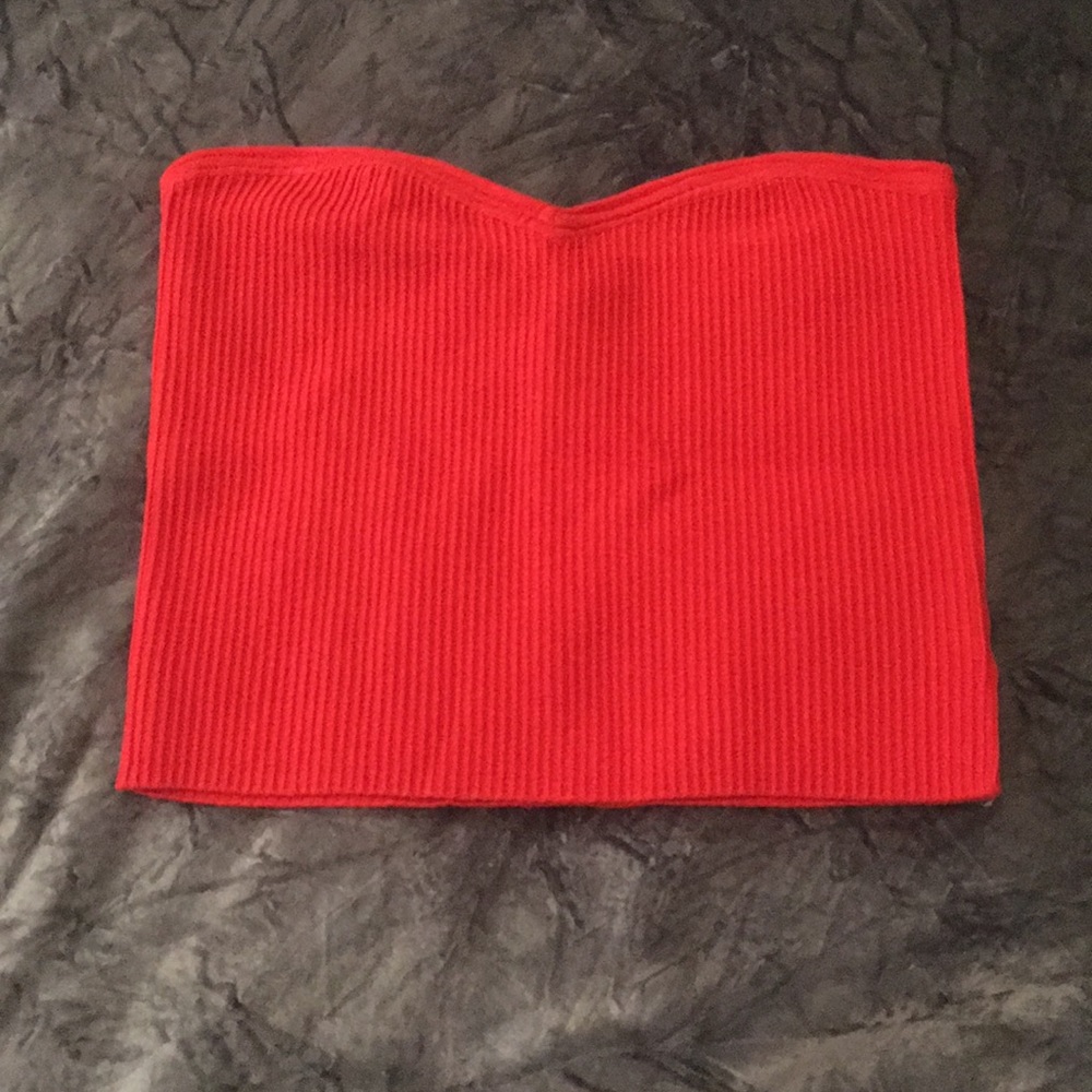 Red cropped top